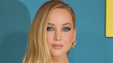 nude scene jennifer lawrence|As Jennifer Lawrence shocks fans with full